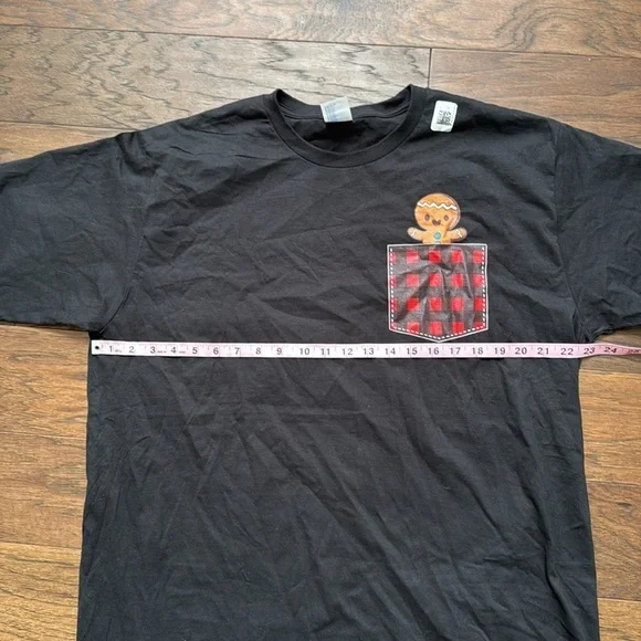 NWT Black Gingerbread Man Pocket Tshirt - Picture 6 of 7